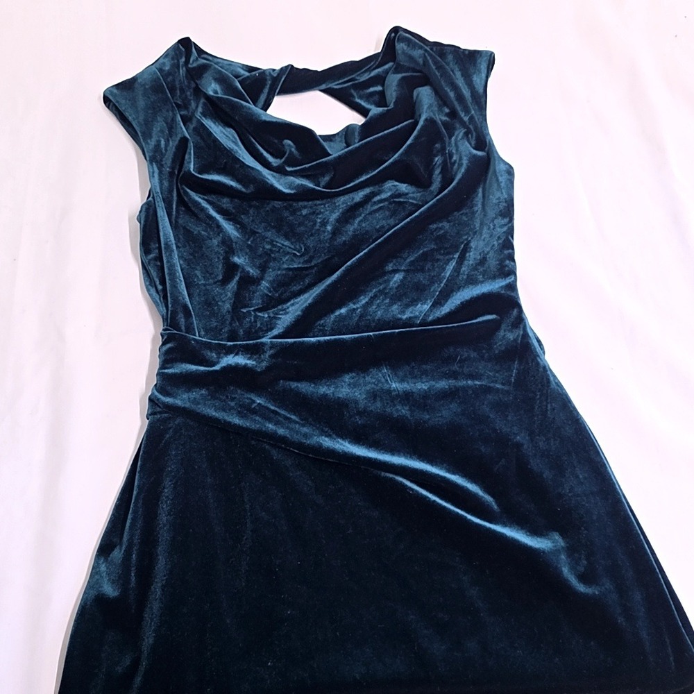 Vince Camuto Gown Women 6 Green Velvet Cowl Neck Twist Open Back Maxi Dress